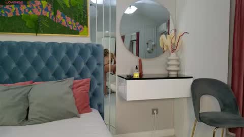 Sienna online show from 02/04/26, 05:24