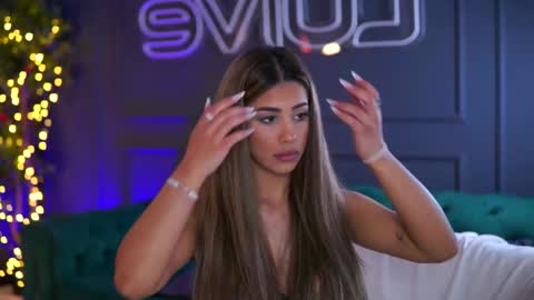 Snapshot of siennaruh chatting on 01/19/26, 11:14 Sienna online show from 01/19/26, 11:14