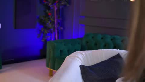 Snapshot of siennaruh chatting on 02/05/26, 10:09 Sienna online show from 02/05/26, 10:09