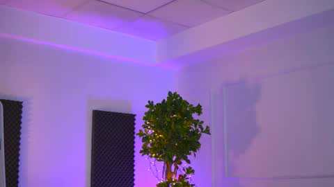 Snapshot of siennaruh chatting on 02/28/26, 11:00 Sienna online show from 02/28/26, 11:00