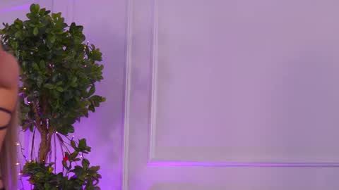 Snapshot of siennaruh chatting on 06/27/26, 12:22 Sienna online show from 06/27/26, 12:22