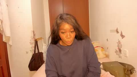 sierra_violet online show from 04/07/26, 06:52