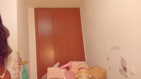 sierra_violet online show from 04/25/26, 04:37