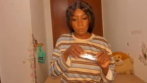 sierra_violet online show from 04/26/26, 04:04