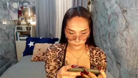 Snapshot of sierrafina_mcbride chatting on 06/25/26, 05:45 Sierrafina online show from 06/25/26, 05:45