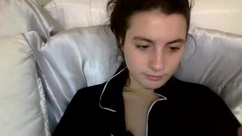 Snapshot of sierranovaa chatting on 02/05/26, 04:28 sierranovaa online show from 02/05/26, 04:28