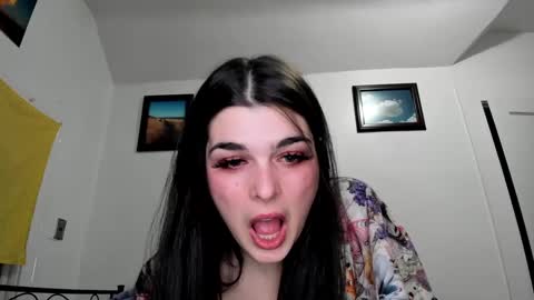 Snapshot of sierrasquirter chatting on 01/28/25, 07:32 Sierra online show from 01/28/25, 07:32