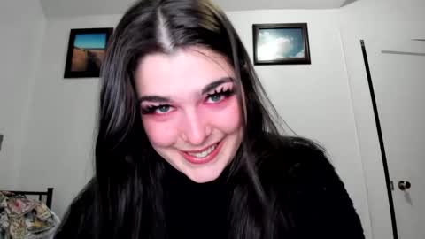 Snapshot of sierrasquirter chatting on 02/05/25, 03:34 Sierra online show from 02/05/25, 03:34