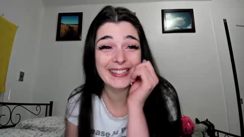 Snapshot of sierrasquirter chatting on 02/06/25, 03:59 Sierra online show from 02/06/25, 03:59