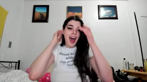Snapshot of sierrasquirter chatting on 02/17/25, 04:09 Sierra online show from 02/17/25, 04:09