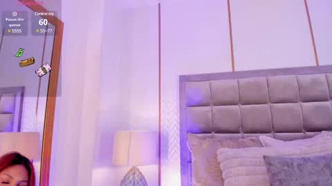    online show from 02/11/25, 07:48