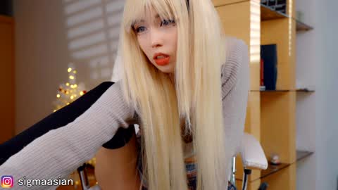 OF   instagram sigmaasian twitter sigmasian online show from 12/27/24, 04:58