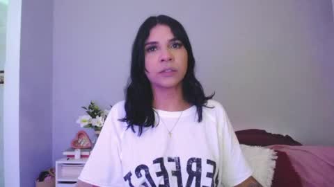 siirena online show from 11/18/25, 10:36