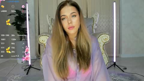 sikorasona online show from 10/28/25, 10:19