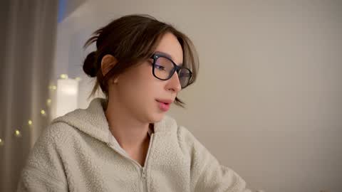 Snapshot of silent_chill chatting on 01/15/25, 11:10 Chilli online show from 01/15/25, 11:10