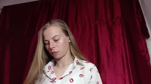 JULIANA online show from 03/29/26, 07:14