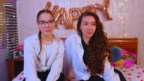 Snapshot of silentwins chatting on 02/17/26, 11:40 Megan Pamela online show from 02/17/26, 11:40