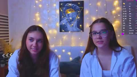 Snapshot of silentwins chatting on 02/18/26, 11:28 Megan Pamela online show from 02/18/26, 11:28