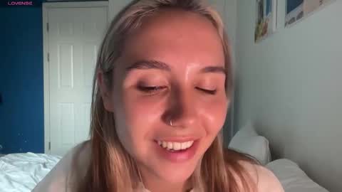 You fav Miss Si online show from 03/13/26, 09:38