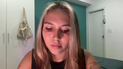 You fav Miss Si online show from 03/27/26, 02:28