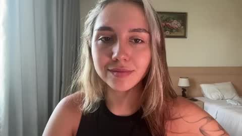 You fav Miss Si online show from 04/10/26, 05:23