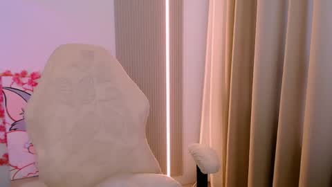 silk_ann online show from 04/23/26, 12:29