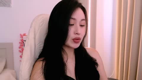 silk_ann online show from 05/28/26, 06:32