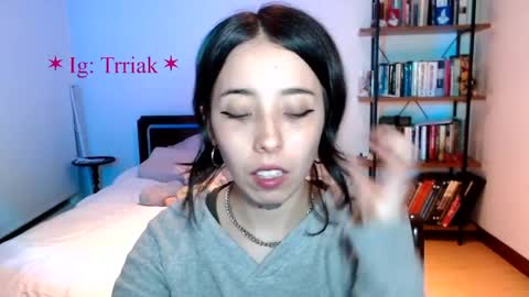 silkbite online show from 04/21/26, 01:53