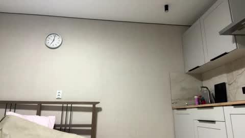 Sophie online show from 04/24/26, 01:24