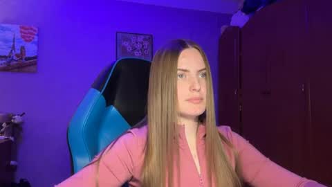Erica online show from 04/24/26, 05:48