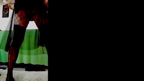 Silky Long Legs online show from 11/20/25, 10:53