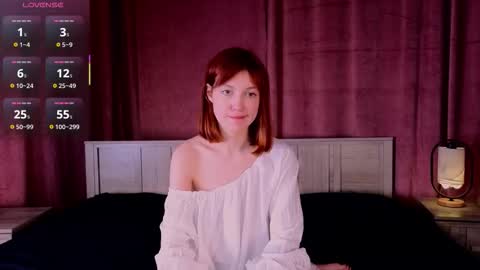 silly___woman online show from 11/17/25, 01:39