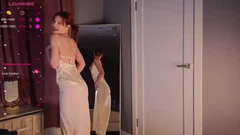 silly___woman online show from 02/22/26, 07:45