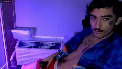 Snapshot of silly_cybin chatting on 01/23/25, 02:39 cybin online show from 01/23/25, 02:39