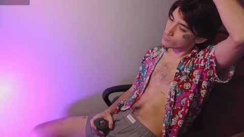 Snapshot of silly_cybin chatting on 02/05/25, 11:02 cybin online show from 02/05/25, 11:02