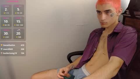 Snapshot of silly_cybin chatting on 03/08/25, 09:40 cybin online show from 03/08/25, 09:40