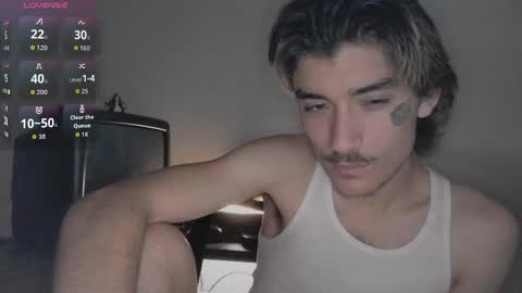 Snapshot of silly_cybin chatting on 10/04/25, 01:09 cybin online show from 10/04/25, 01:09