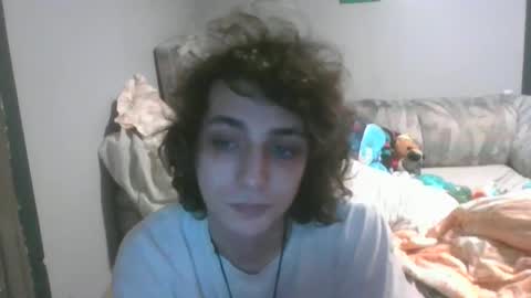 Snapshot of sillycutecow chatting on 02/27/25, 12:32 Hailey online show from 02/27/25, 12:32