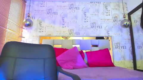 SIlvana  online show from 02/13/26, 09:33