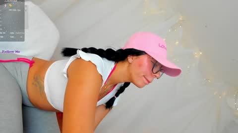 Snapshot of silvanna_moore chatting on 02/04/25, 03:15 Silvanna online show from 02/04/25, 03:15