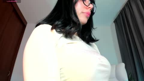 Silvanna online show from 04/23/26, 03:14