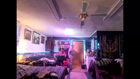 Snapshot of silvawolve chatting on 02/25/26, 01:59 SILVA online show from 02/25/26, 01:59