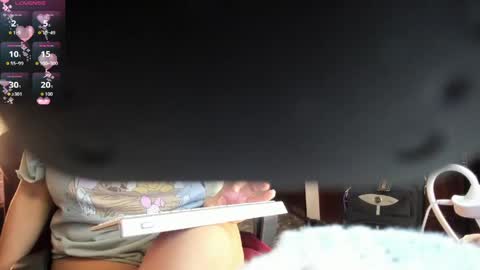 Snapshot of silver__love chatting on 05/25/26, 12:55 Silver online show from 05/25/26, 12:55