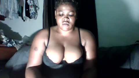 Snapshot of silver_baby06 chatting on 05/19/26, 11:11 silver baby06 online show from 05/19/26, 11:11