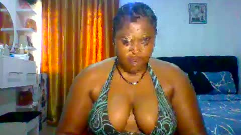 Snapshot of silver_baby06 chatting on 08/08/26, 12:18 silver baby06 online show from 08/08/26, 12:18