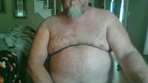 silverdadbod2026 online show from 04/17/26, 04:43
