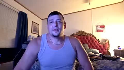 Snapshot of silverfox706 chatting on 06/25/26, 01:38 Jay Silverfox706 online show from 06/25/26, 01:38