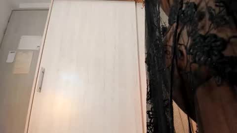 Snapshot of silverosequeen chatting on 09/26/25, 10:19 silverosequeen online show from 09/26/25, 10:19