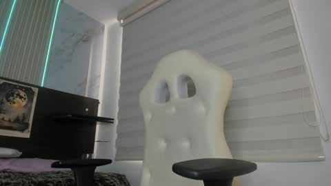 silvia online show from 01/25/25, 03:30