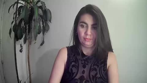 Silvie online show from 12/15/24, 01:35